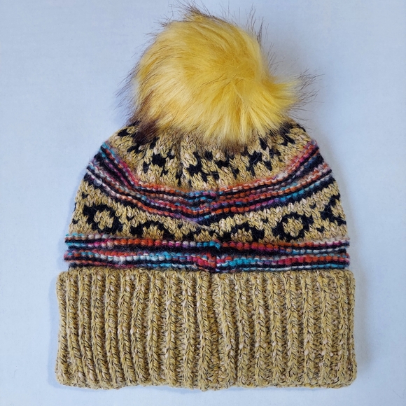 L.I.B New York Hat Beanie Mustard Yellow Womens Cable Knit Warm Faux Fur Pom New - Picture 2 of 9